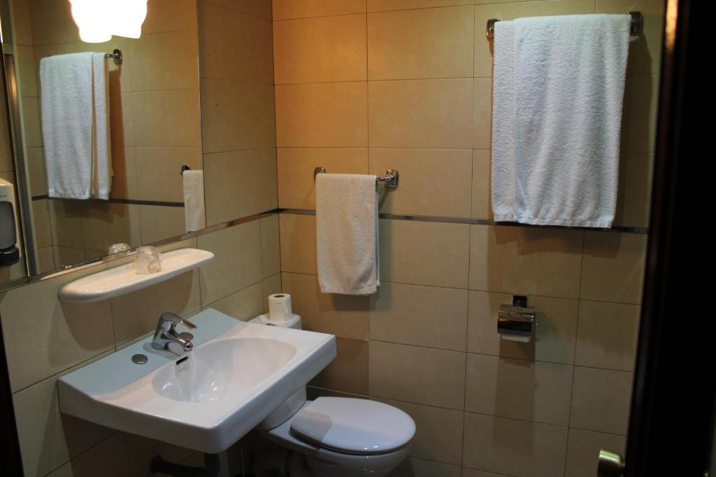 Hotel Marques De Santillana 3*